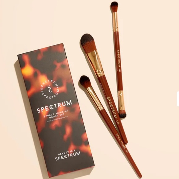 Brand New 3 Piece Make-Up Brush Set - Picture 2 of 4